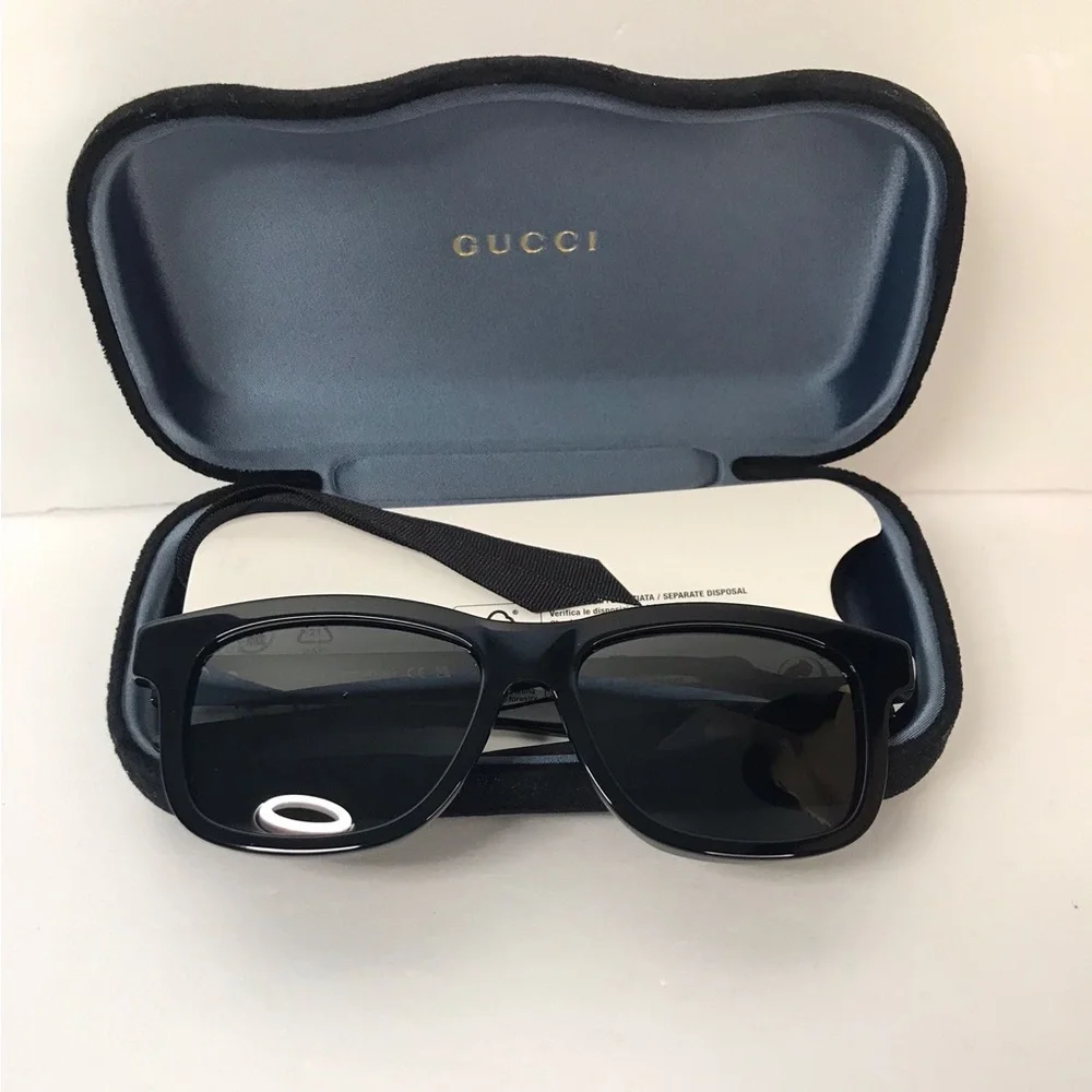 New - 💯 Authentic Gucci Grey Square Men's Sunglasses GG0824S 005
